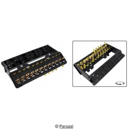 Fuse box for 12 fuses 