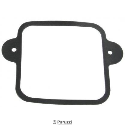 License plate light lens seal