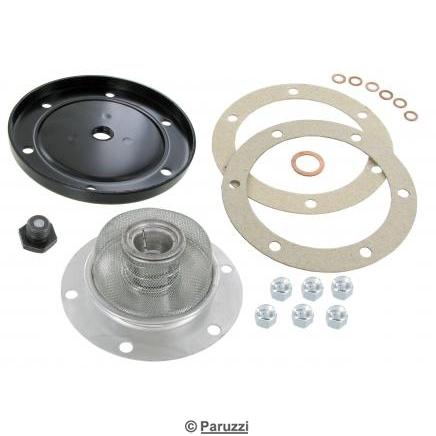 Black sump plate kit with magnetic drain plug