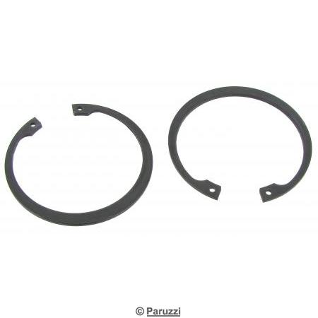 Front wheel bearing circlips (per pair)