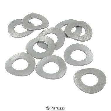 Arruelas de presso M8 curvas com 17 mm de largura (10 peas) 